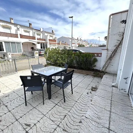 Byblos 69a - Casa Con Piscina Comunitaria Vakantiehuis Empuriabrava
